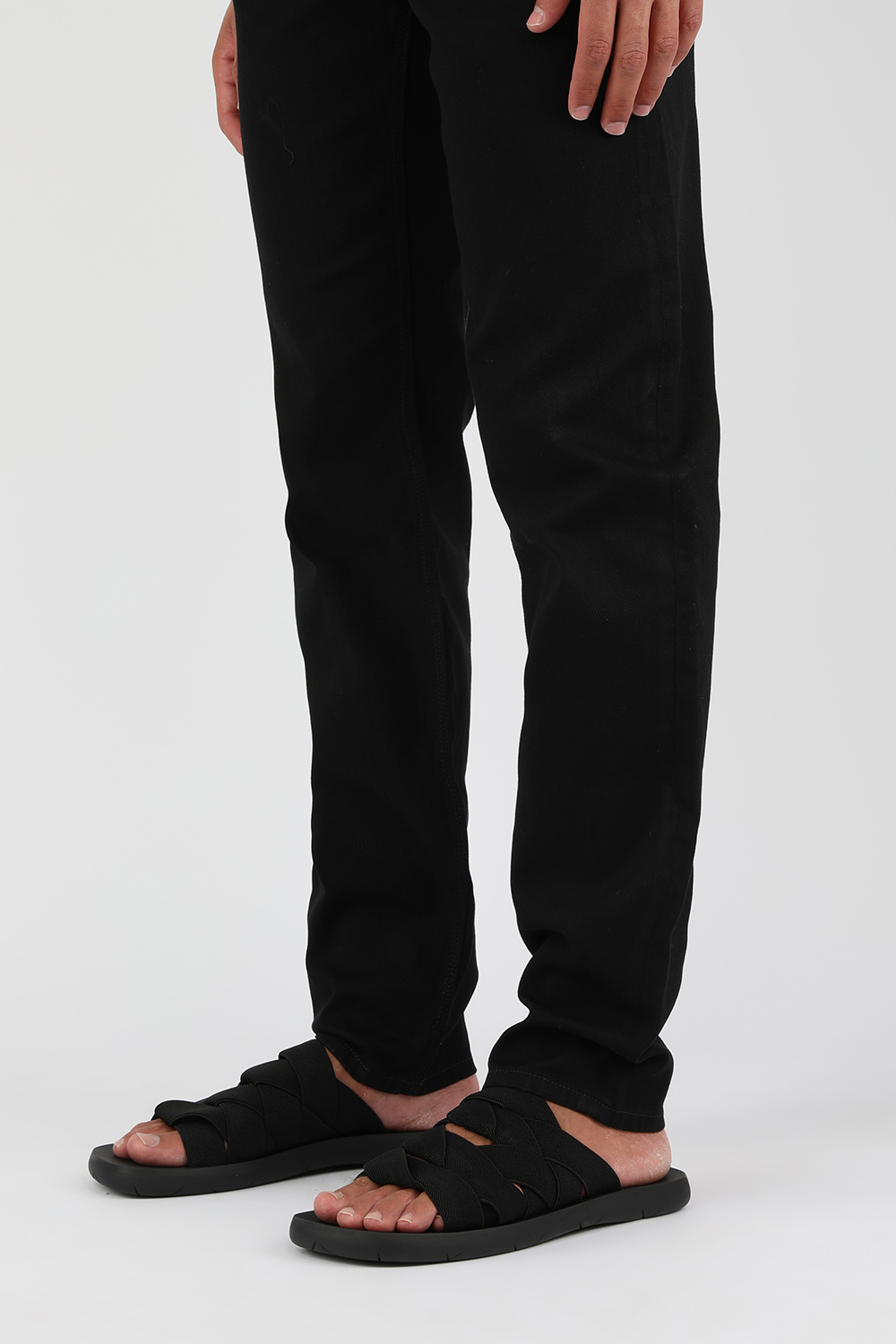 סנדלים אלסטיים באריגת אינטרצ'יאטו